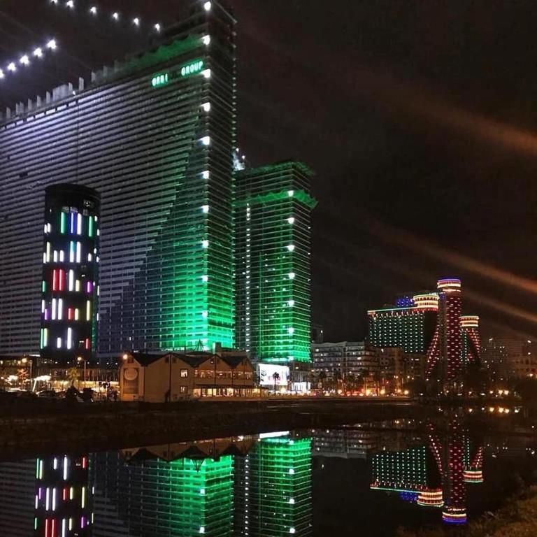 Отель Twin Towers Batumi Батуми